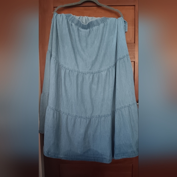 Lane Bryant Denim Blue Maxi Skirt - Picture 2 of 3